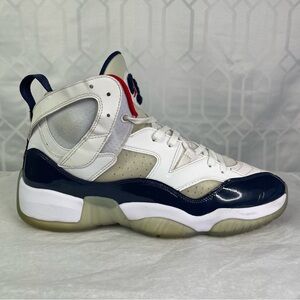Rare Nike Air Jordan JumpMan Two Trey Men’s 13 White Navy Red DO1925-102 Shoes